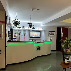 Betty Personal Style And Village Hotel Rimini