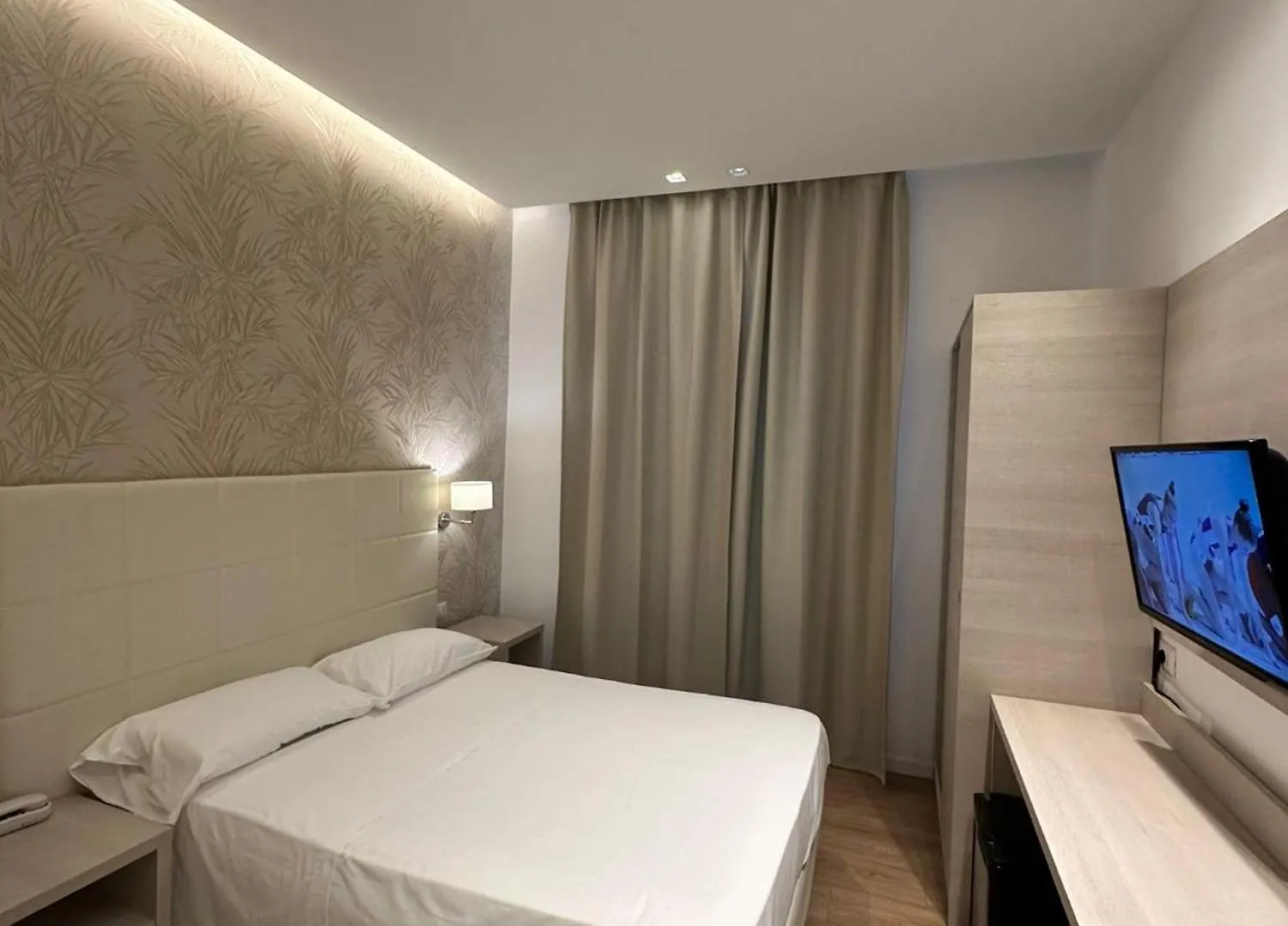 Hb Hotels Orchidea Blu Rimini 3*,